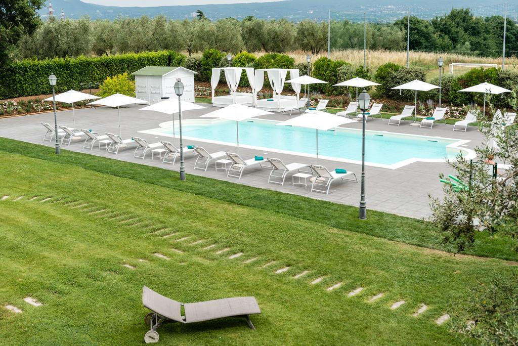 Alla Corte Delle Terme Resort Viterbo Buitenkant foto